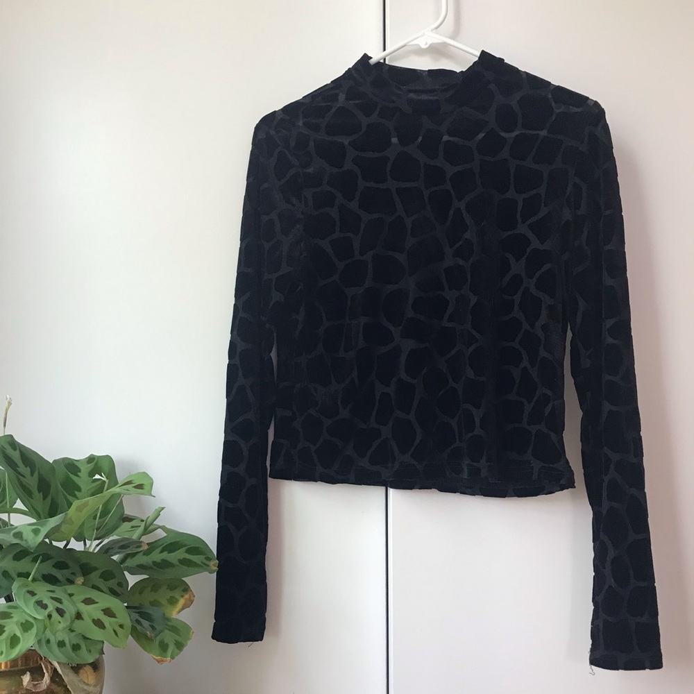 Y2K Velvet mock-neck long sleeve, crop top, giraffe burnout print, size medium